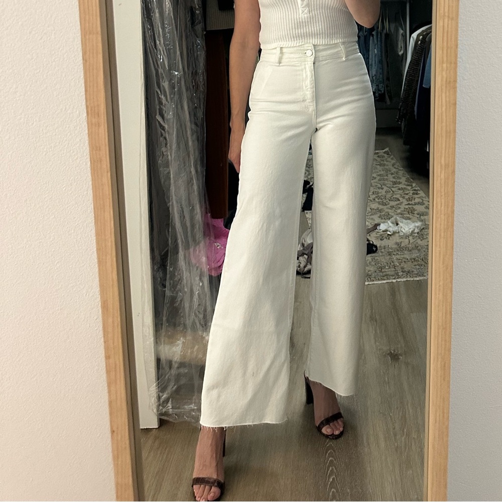 Mango Catherine Culotte High Rise Jeans
Size 2 
White